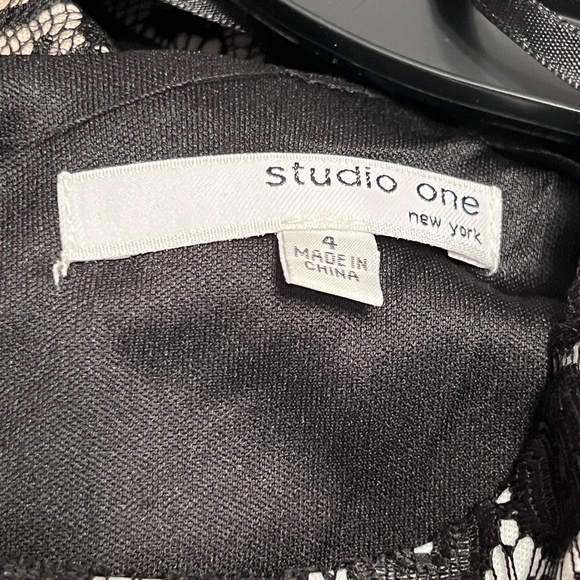 NWOT Studio One New York Sheath White/Black Lace Cocktail Dress Women’s Size 4 - Picture 8 of 11
